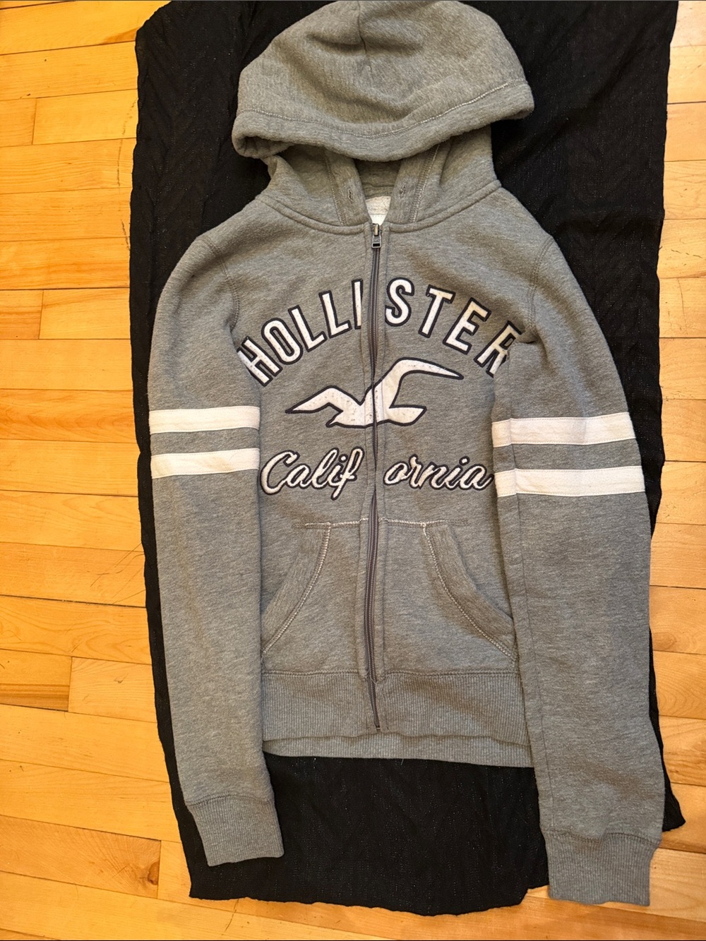 Hollister Gray Full-Zip Hoodie with White Stripe & Logo